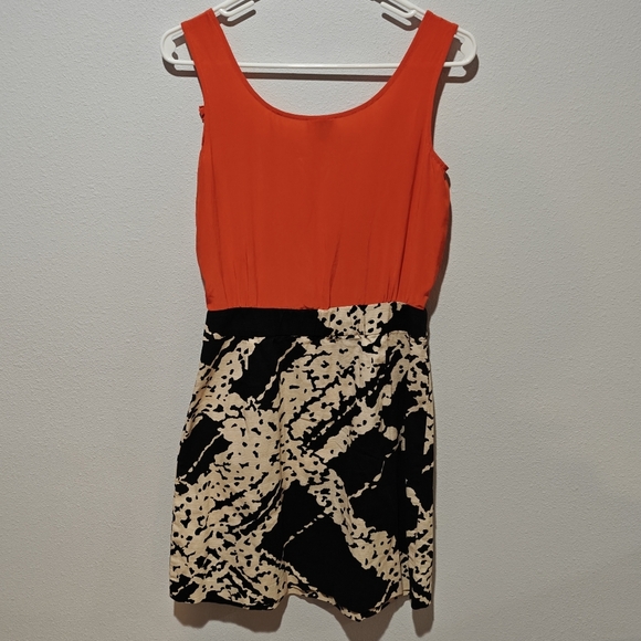 Anthropologie Tabitha Silk Dress Size 4 Bustling Avenues Runway Marble Pockets - Picture 3 of 6